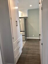 1139 S Corning St, Unit 1 in Los Angeles, CA - Building Photo - Building Photo