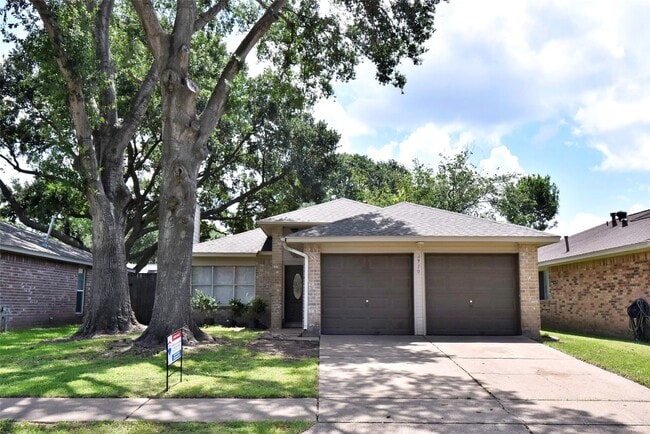 property at 2910 Walnut Springs Dr