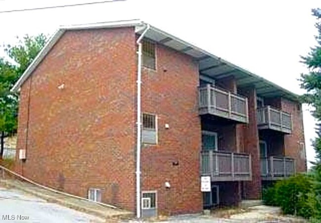 property at 94 View St