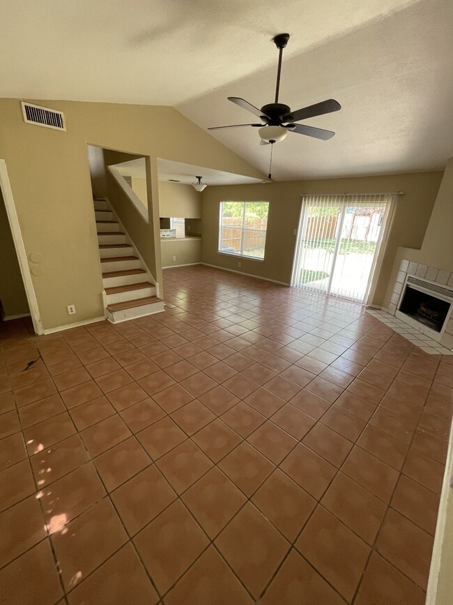 9931 Village Briar in San Antonio, TX - Building Photo - Building Photo