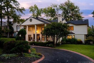 2151 27th St in Tulsa, OK - Building Photo