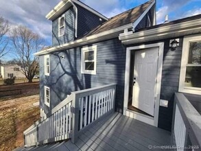 7 Walnut St in Middletown, CT - Building Photo - Building Photo