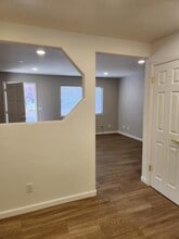 2831 Marin St in Napa, CA - Foto de edificio - Building Photo