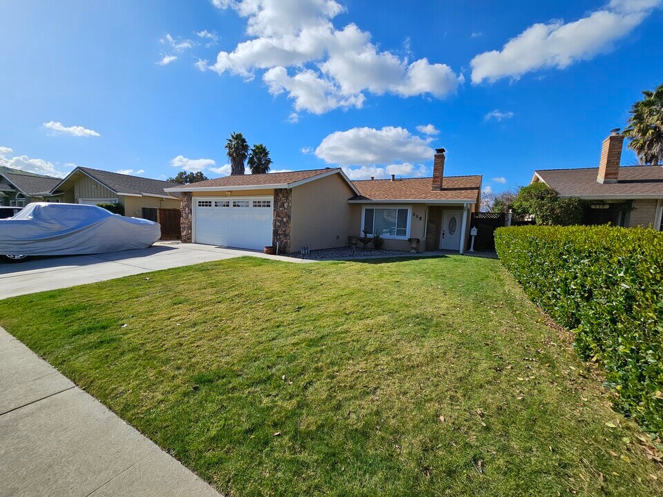 119 Houlton Ct in San Jose, CA - Building Photo