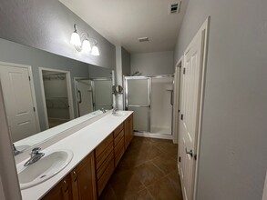 2266 Jada Dr in Henderson, NV - Building Photo - Building Photo