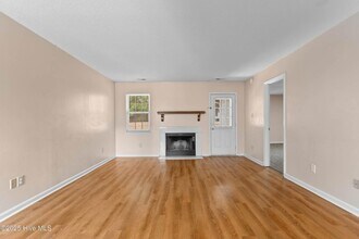 2045 Derby Run Rd in Jacksonville, NC - Building Photo - Building Photo