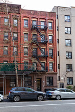 332 East 71st Street in New York, NY - Building Photo - Building Photo