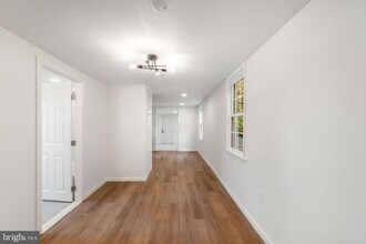 4 Walnut St in Salem, NJ - Building Photo - Building Photo