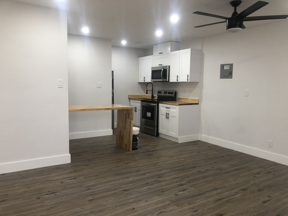 1630 N Dixie Hwy in Fort Lauderdale, FL - Building Photo