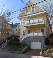10 Packard Ave, Unit 2nd Unit in Somerville, MA - Building Photo