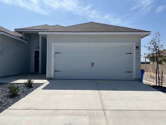 property at 637 Grayson Ln