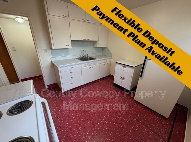 property at 700 W 1st Ave