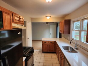 1719 Butler Ct in Naperville, IL - Building Photo - Building Photo