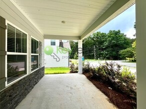 9110 Fuller Rd in Chattanooga, TN - Building Photo - Building Photo