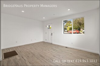 2016 Drescher St in San Diego, CA - Building Photo - Building Photo