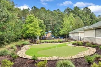 Rivermont Crossing Townhomes & Apartments in Chester, VA - Building Photo - Building Photo