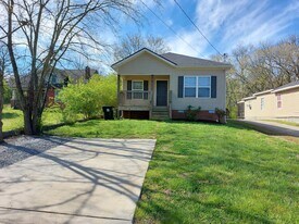 410 E 9th St in Columbia, TN - Building Photo