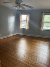 457 Montauk Hwy in West Islip, NY - Foto de edificio - Building Photo