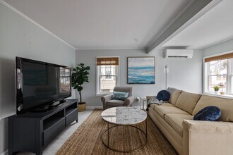 1 Glenwood Ln in Old Orchard Beach, ME - Building Photo - Building Photo