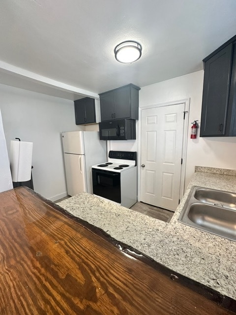 3735 Lenoir Cir in Norfolk, VA - Building Photo - Building Photo