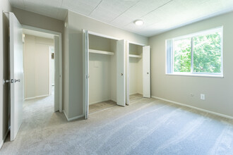 GreenBrier in Ann Arbor, MI - Building Photo - Interior Photo