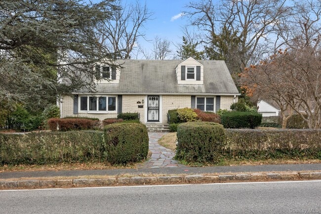 291 Boulevard in Scarsdale, NY - Building Photo - Building Photo