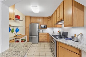 5101 River Rd in Bethesda, MD - Building Photo - Building Photo
