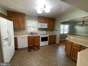2330 Kent Ct in Waldorf, MD - Building Photo - Building Photo