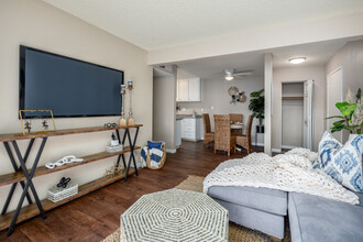 Legacy Park Apartments in Citrus Heights, CA - Foto de edificio - Interior Photo