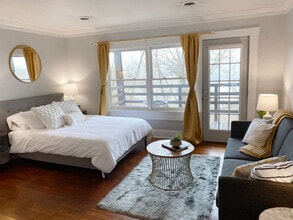 1001 Hatch St in Cincinnati, OH - Foto de edificio - Building Photo