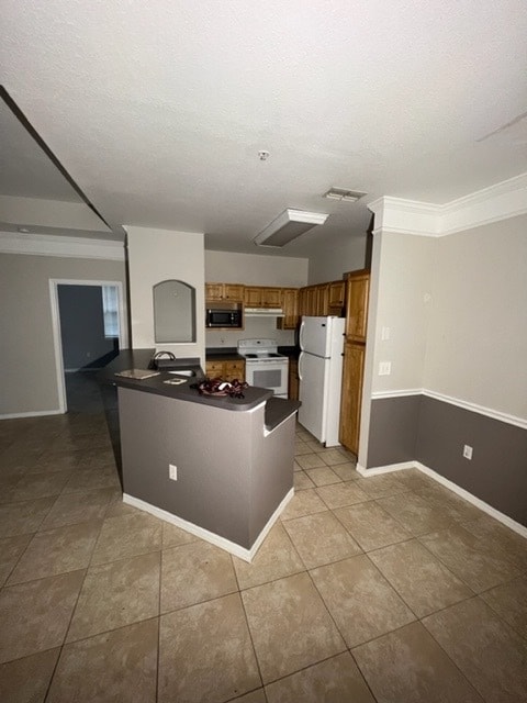 6627 Queens Borough Ave in Orlando, FL - Building Photo - Building Photo