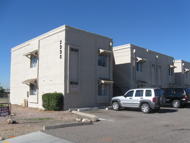 Black Canyon Heights in Phoenix, AZ - Building Photo - Building Photo