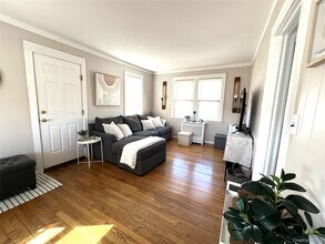 58 Illinois Ave in Long Beach, NY - Building Photo - Building Photo