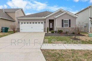 403 Wind Dance Dr in Lebanon, TN - Building Photo