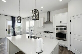 17113 Sand Bank Rd in Charlotte, NC - Foto de edificio - Building Photo