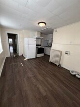 349 Scott St, Unit 1 in Wilkes-Barre, PA - Building Photo - Building Photo