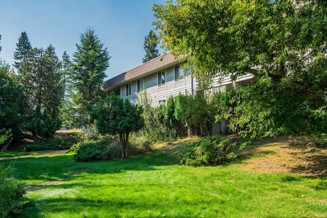 property at 401 N Spokane Ave