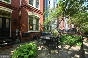 639 Massachusetts Ave NE in Washington, DC - Building Photo