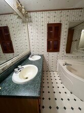 34 Goldfinch Ln in Henderson, NC - Building Photo - Building Photo