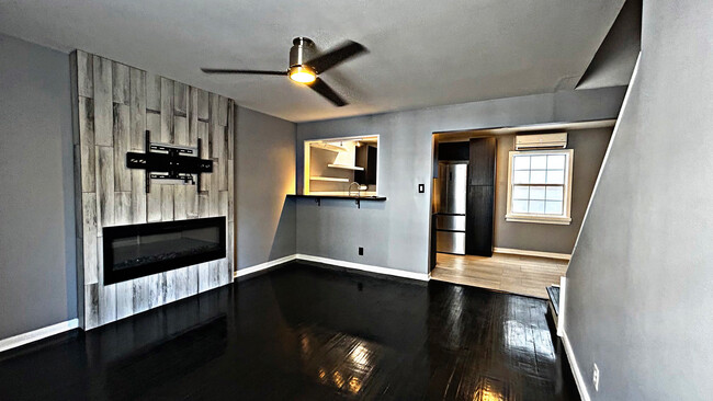 1850 Portsmouth St, Unit #D in Houston, TX - Foto de edificio - Building Photo