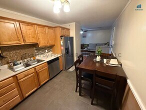 1556 N Main St in Fall River, MA - Building Photo - Building Photo