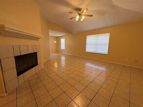 2737 Gant Dr in Lancaster, TX - Building Photo - Building Photo