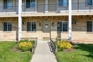 Courtyards on Glendale