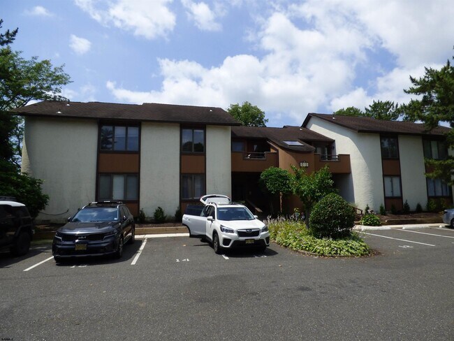 8 Dolphin Ct in Ocean City, NJ - Foto de edificio - Building Photo