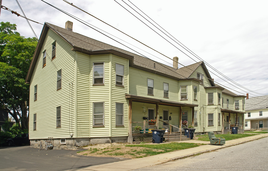 1-7 Gray Ave in Nashua, NH - Building Photo