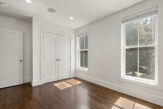 12 Mohawk St, Unit 3 in Boston, MA - Building Photo - Building Photo