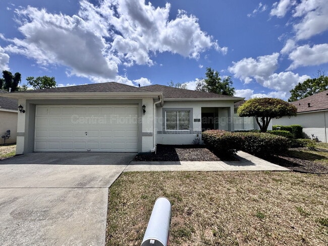 property at 205 Paradise Woods Pl
