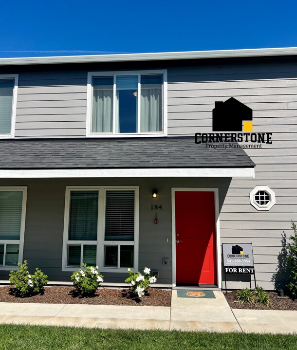 184 Northridge Terrace in Medford, OR - Building Photo