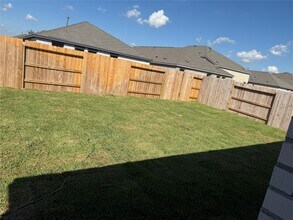 2527 Night Emerald Dr in Rosharon, TX - Building Photo - Building Photo