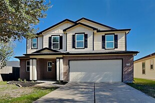 7750 Shavano Ln in Cypress, TX - Building Photo